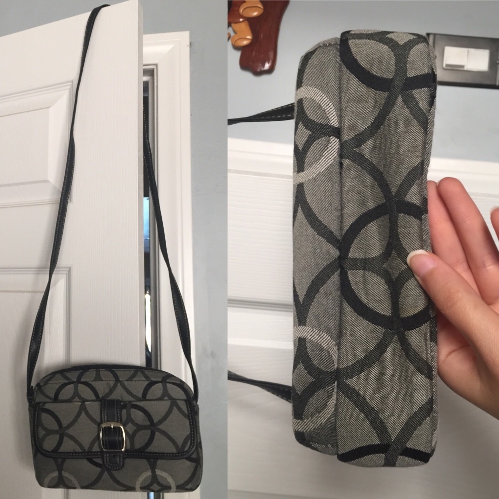 Brand new/ unworn Gray Crossbody Purse Bag - Picture 5 of 6